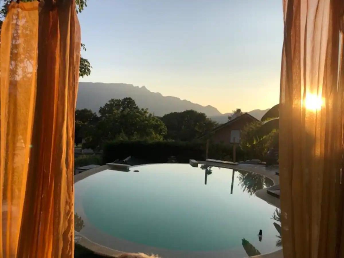 Mouxy A La Marc'Quize Chambres D'Hotes, Petit Dejeuner Compris, Avec Piscine A Debordement En Exterieur, Bain Nordique A 38 Degres En Prestation Supplement Sur Reservation Horaire Anticipee 1 Place De Parking Gratuite Sur Place מראה חיצוני תמונה