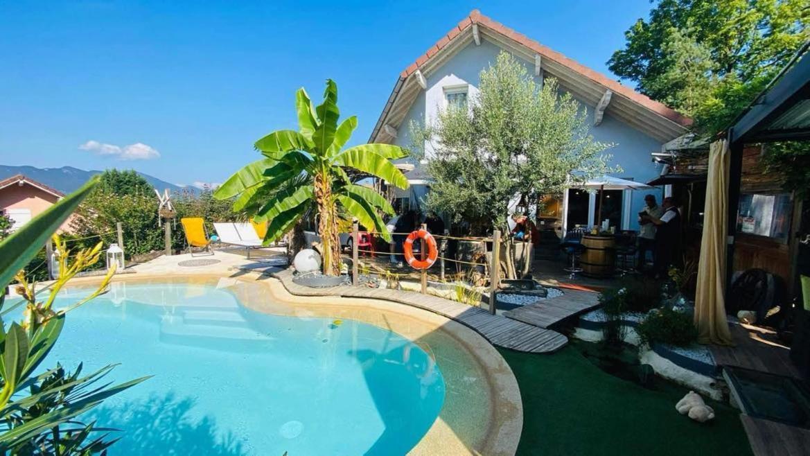 Mouxy A La Marc'Quize Chambres D'Hotes, Petit Dejeuner Compris, Avec Piscine A Debordement En Exterieur, Bain Nordique A 38 Degres En Prestation Supplement Sur Reservation Horaire Anticipee 1 Place De Parking Gratuite Sur Place מראה חיצוני תמונה